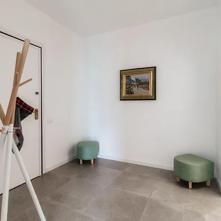 Easylife - - Rosales 6 - Di * Όπως